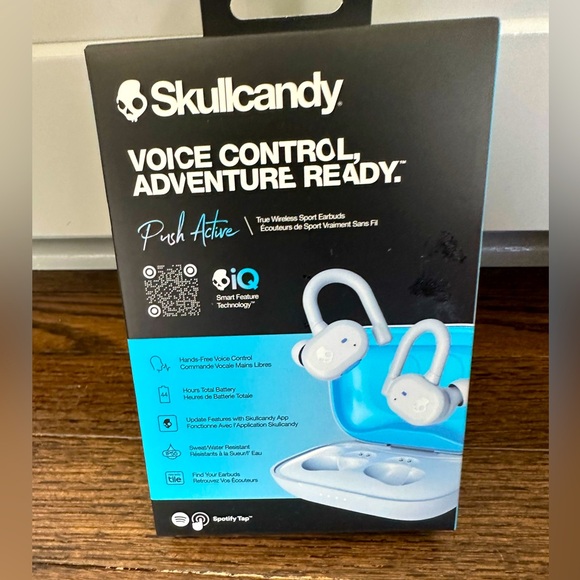 Skullcandy Other - Brand new skullcandy earbuds